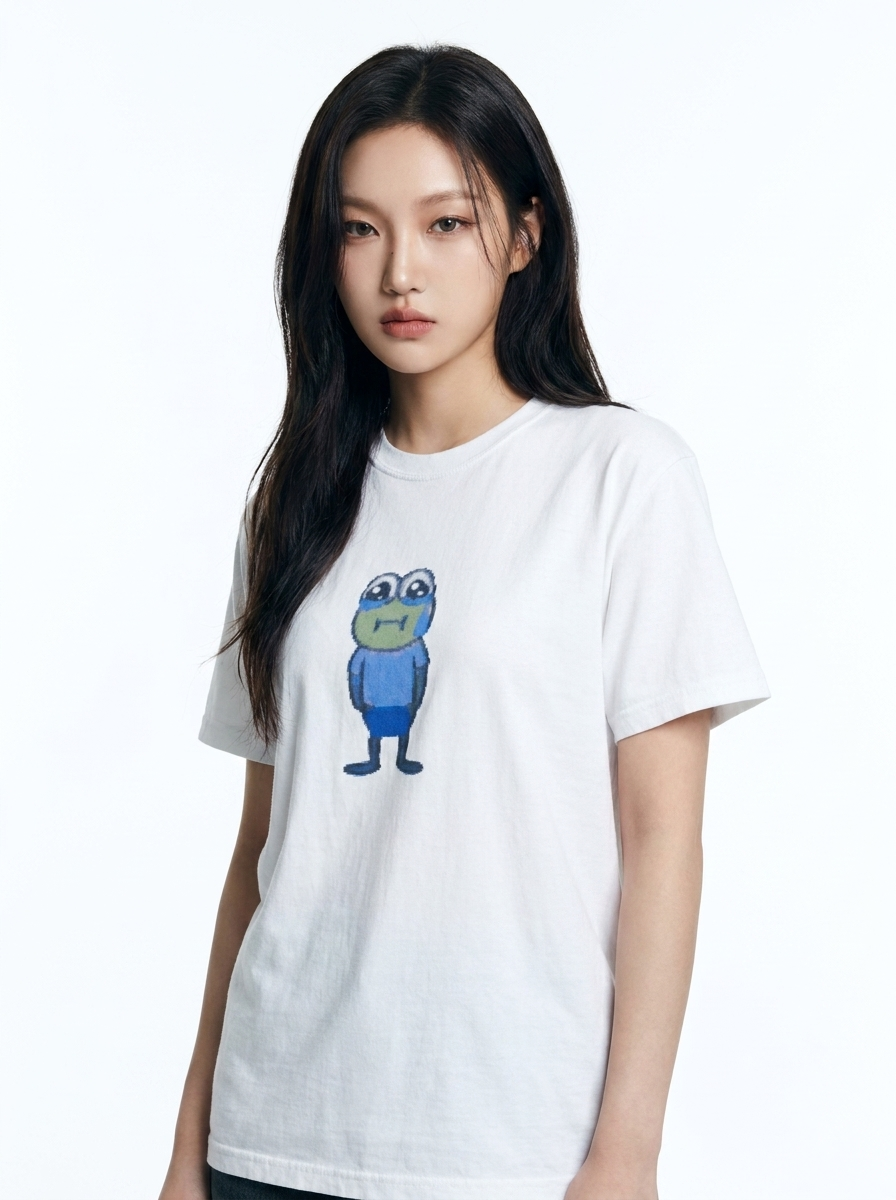 Frog Guy Tee detail